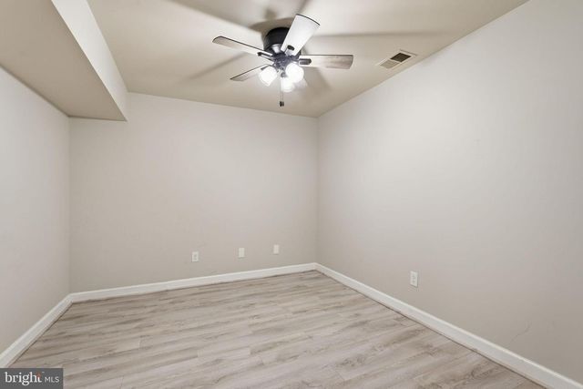 43949 BRUCETON MILLS CIR, Ashburn, VA 20147