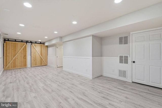 43949 BRUCETON MILLS CIR, Ashburn, VA 20147