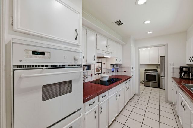 4020 Aragon Drive, Fort Worth, TX 76133