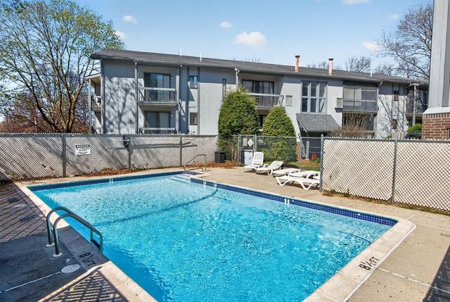 1461 Pawtucket Blvd D6, Lowell, MA 01854