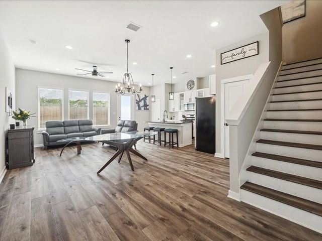 822 Berry Sage Lane, Houston, TX 77022