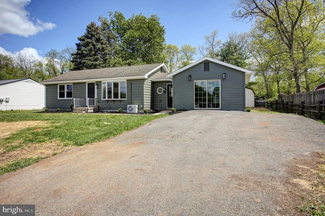 14944 SHERWOOD DR, Greencastle, PA 17225