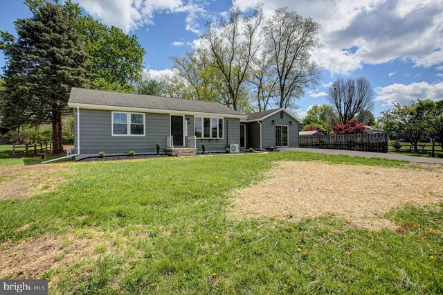 14944 SHERWOOD DR, Greencastle, PA 17225