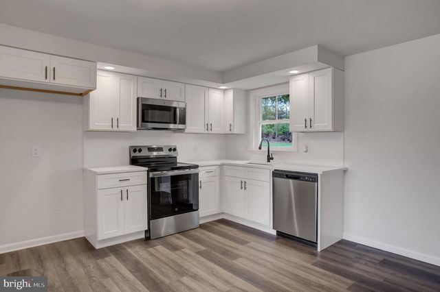 14944 SHERWOOD DR, Greencastle, PA 17225