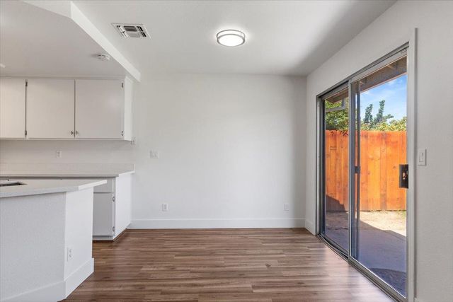 9 Graff Rig Ct, Sacramento, CA 95838
