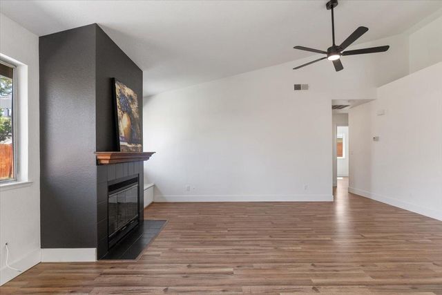 9 Graff Rig Ct, Sacramento, CA 95838