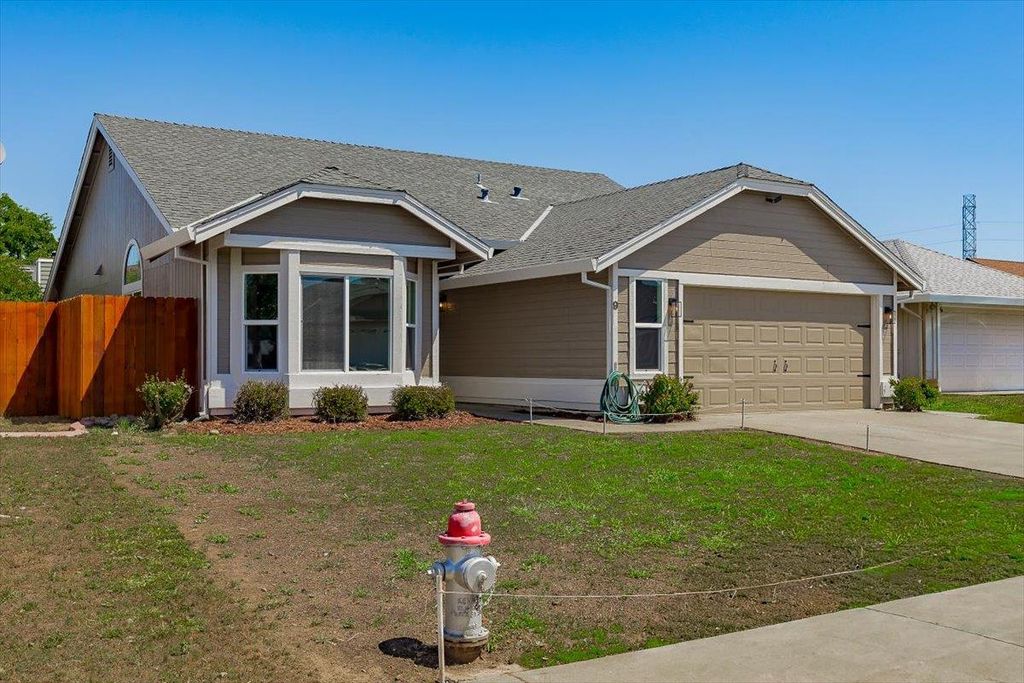 9 Graff Rig Ct, Sacramento, CA 95838