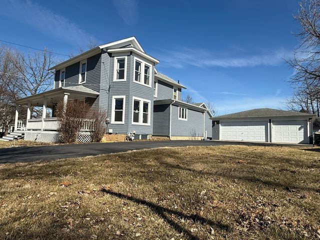 802 S Main Street, Yorkville, IL 60560