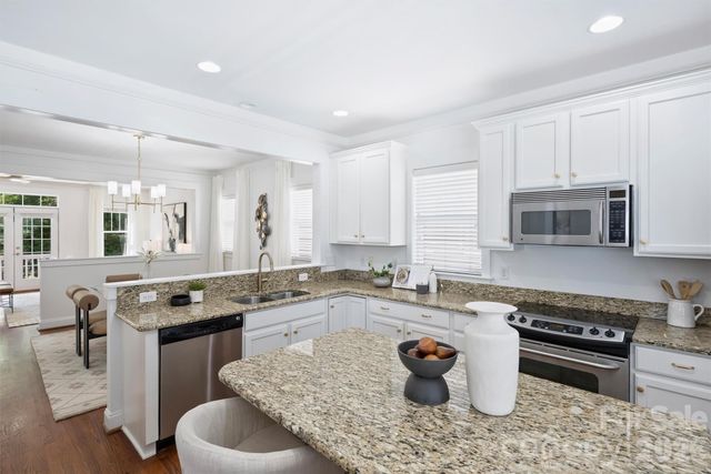 1916 Lela Avenue, Charlotte, NC 28208