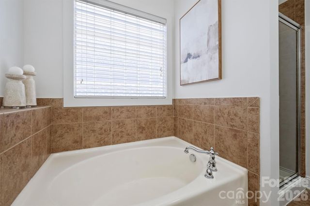 1916 Lela Avenue, Charlotte, NC 28208