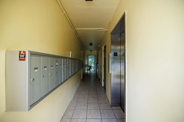 1900 NE 8TH Court 104, Fort Lauderdale, FL 33304