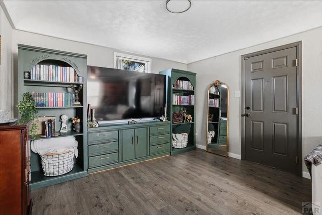 2214 E Orman Ave, Pueblo, CO 81004