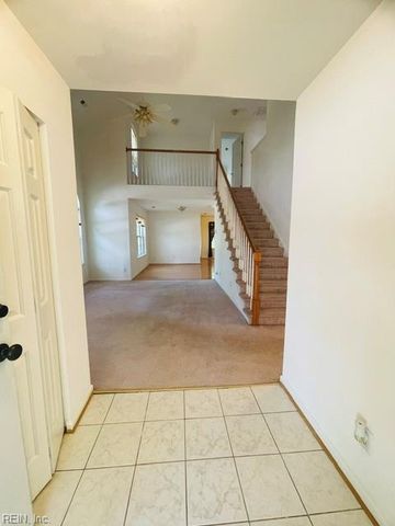 956 Allendale DR, Hampton, VA 23669