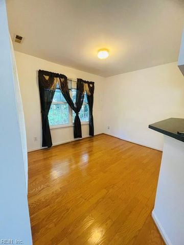 956 Allendale DR, Hampton, VA 23669