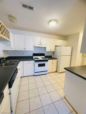 956 Allendale DR, Hampton, VA 23669