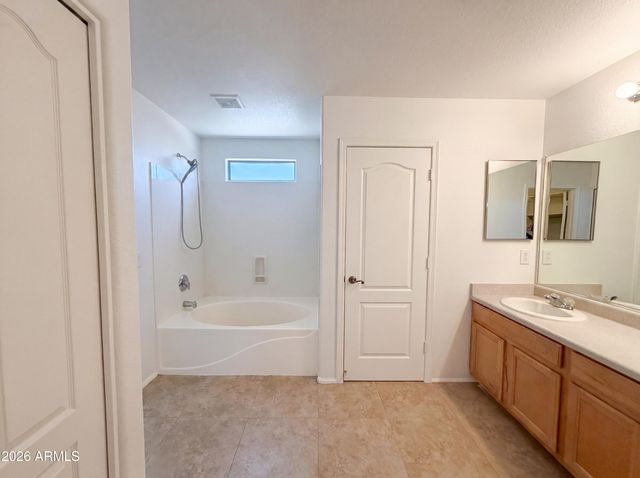 22524 N DAVIS Way, Maricopa, AZ 85138