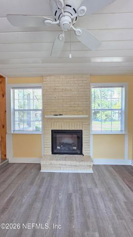 9049 JACKSON Avenue, Jacksonville, FL 32208