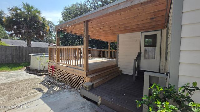 9049 JACKSON Avenue, Jacksonville, FL 32208