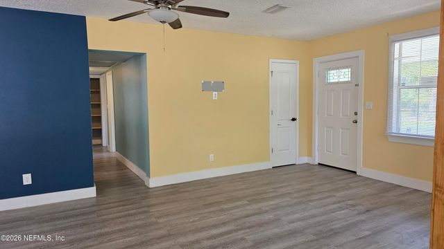 9049 JACKSON Avenue, Jacksonville, FL 32208
