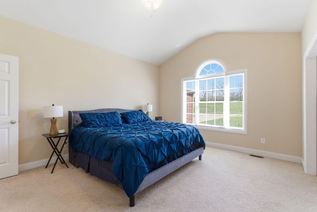 105 Hidden Paddock Lane, Georgetown, KY 40324