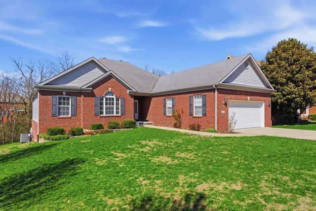 105 Hidden Paddock Lane, Georgetown, KY 40324