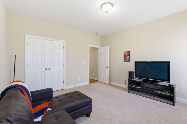 105 Hidden Paddock Lane, Georgetown, KY 40324