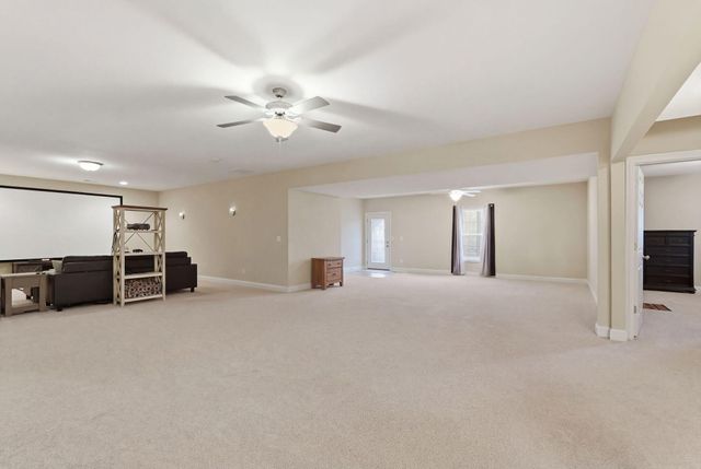 105 Hidden Paddock Lane, Georgetown, KY 40324