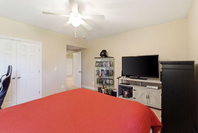 105 Hidden Paddock Lane, Georgetown, KY 40324