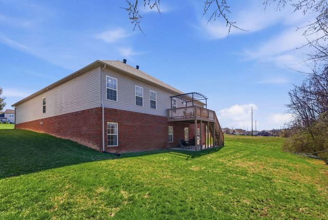 105 Hidden Paddock Lane, Georgetown, KY 40324