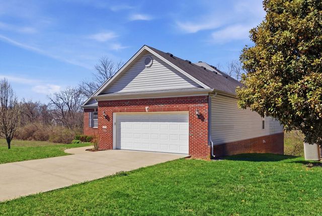 105 Hidden Paddock Lane, Georgetown, KY 40324