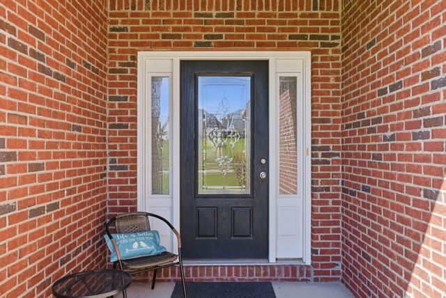 105 Hidden Paddock Lane, Georgetown, KY 40324