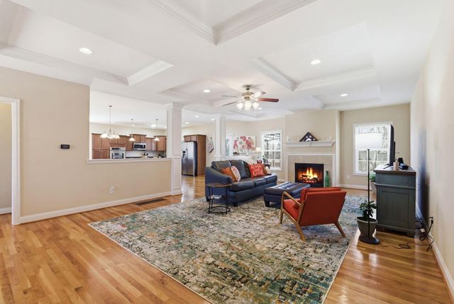 105 Hidden Paddock Lane, Georgetown, KY 40324