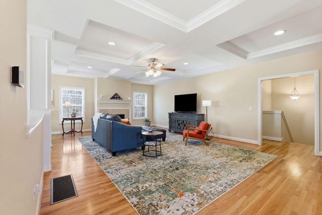 105 Hidden Paddock Lane, Georgetown, KY 40324