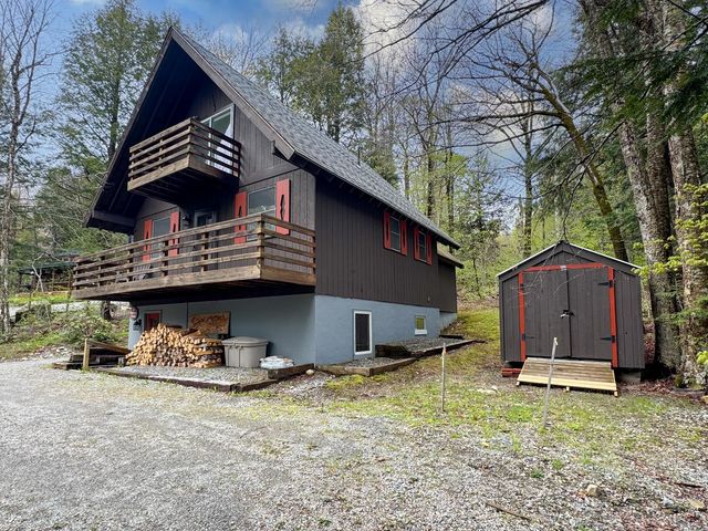 32 Aspen Lane, Winhall, VT 05340