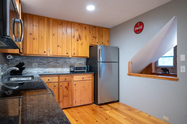 32 Aspen Lane, Winhall, VT 05340