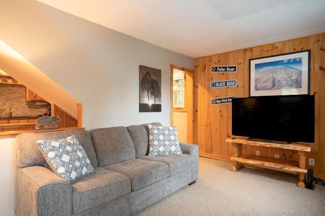 32 Aspen Lane, Winhall, VT 05340