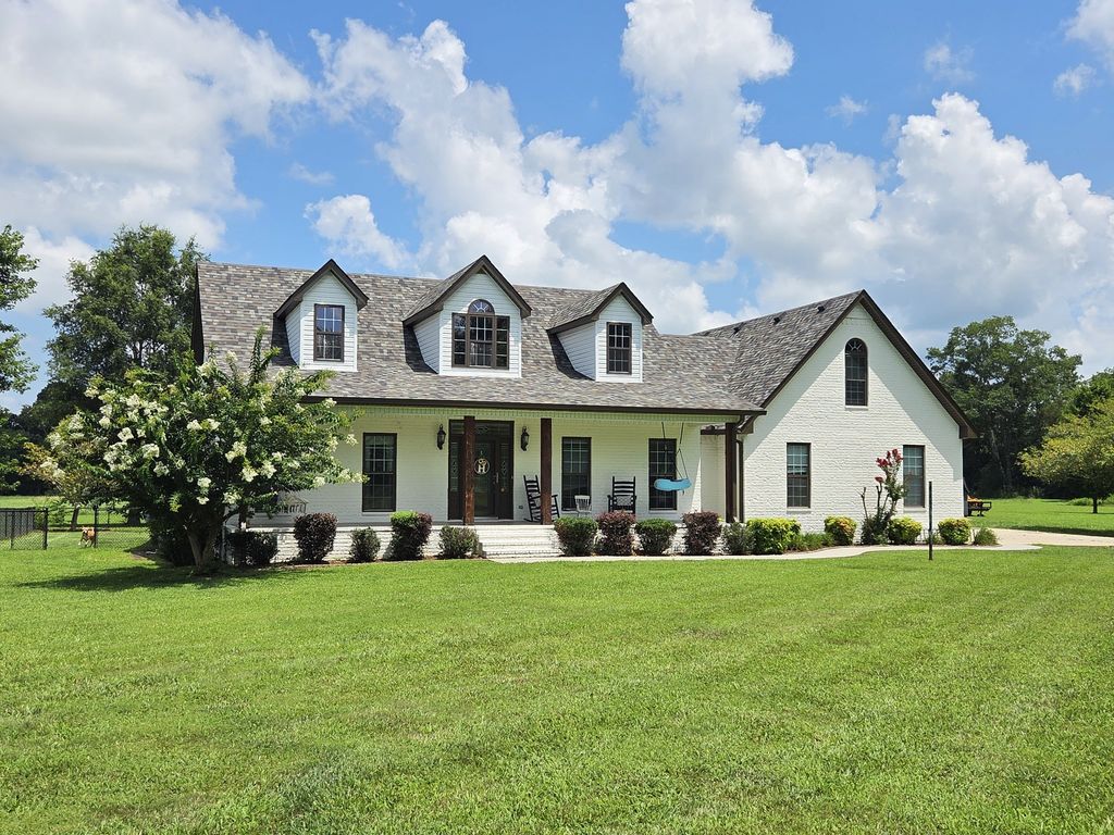 2100 Midland Fosterville Rd, Bell Buckle, TN 37020