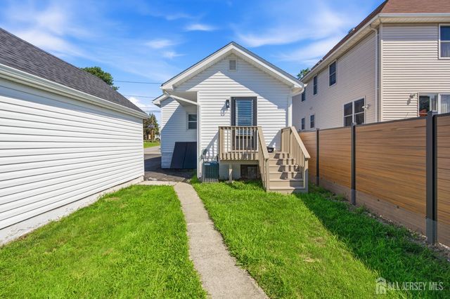129 Pershing Avenue, Iselin, NJ 08830