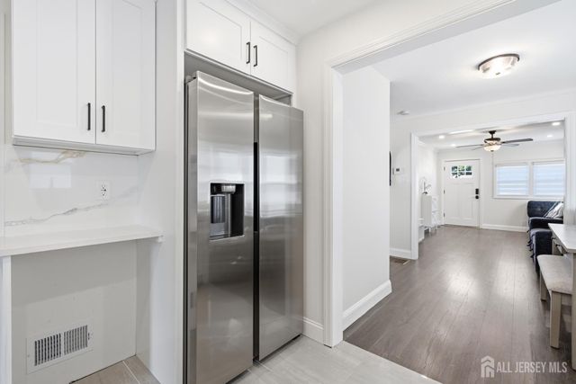 129 Pershing Avenue, Iselin, NJ 08830