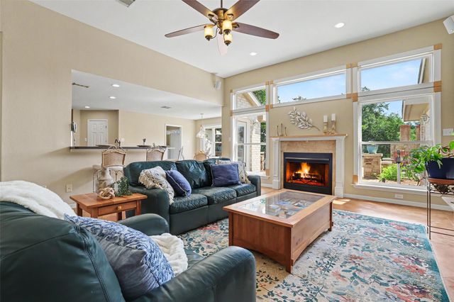 404 Mustang WAY, Georgetown, TX 78633