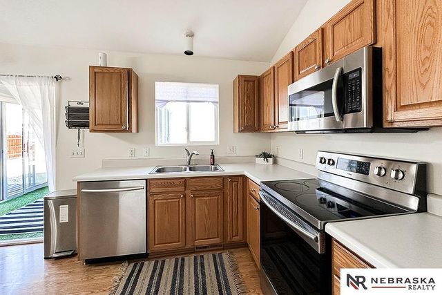 17704 Josephine Street, Omaha, NE 68136