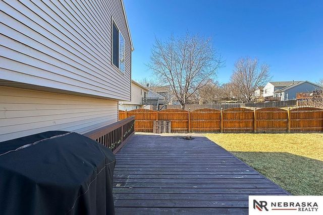 17704 Josephine Street, Omaha, NE 68136