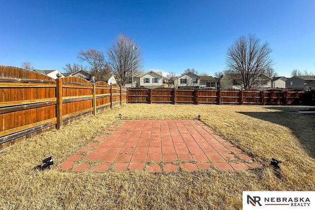 17704 Josephine Street, Omaha, NE 68136