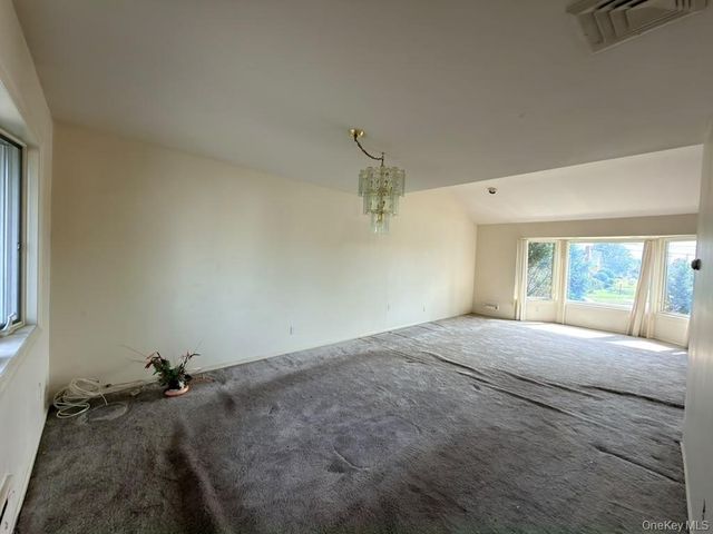 925 Northern Boulevard, Baldwin, NY 11510