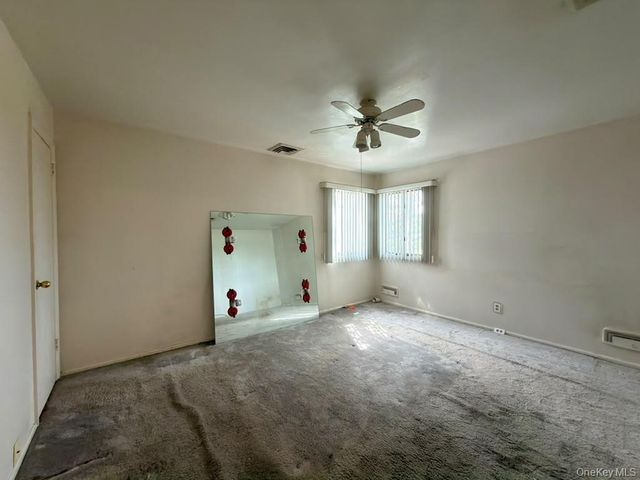 925 Northern Boulevard, Baldwin, NY 11510