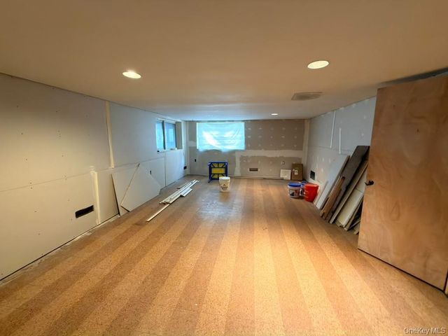 925 Northern Boulevard, Baldwin, NY 11510