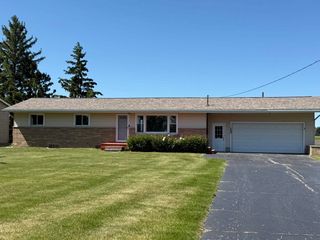 457 E Center Road, Essexville, MI 48732