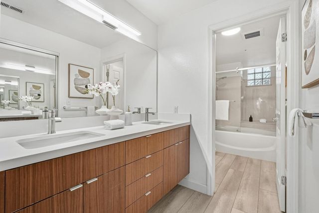 701 Baltic Circle 715, Redwood City, CA 94065