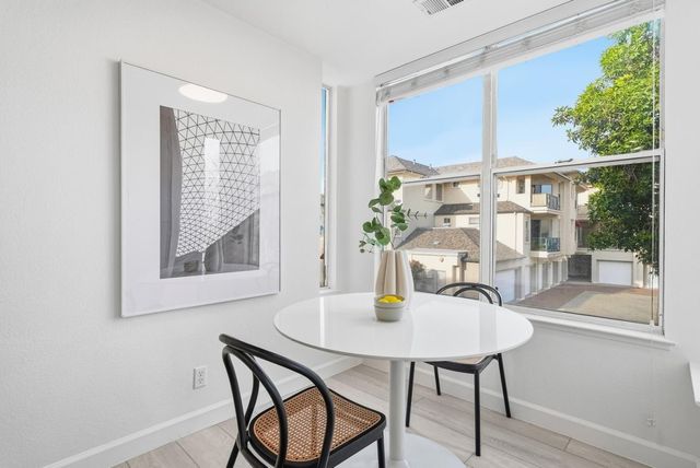 701 Baltic Circle 715, Redwood City, CA 94065