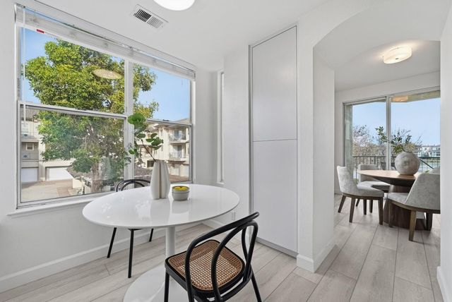 701 Baltic Circle 715, Redwood City, CA 94065